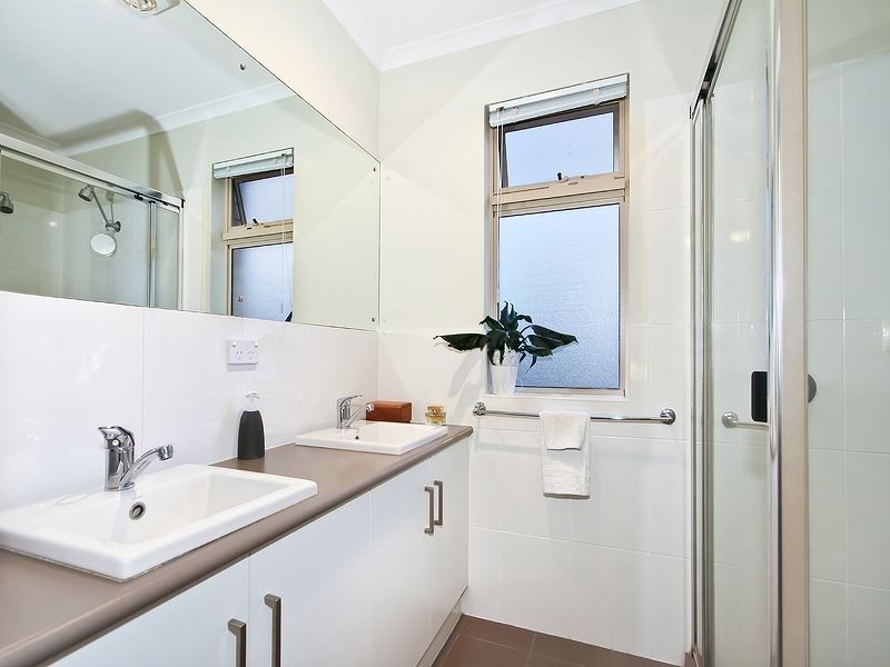 8a Bathurst Avenue, Moana SA 5169