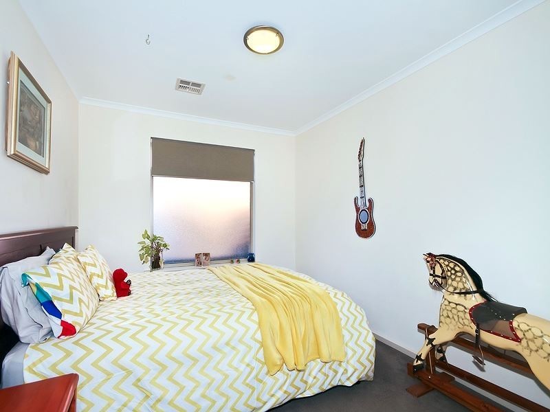 8a Bathurst Avenue, Moana SA 5169