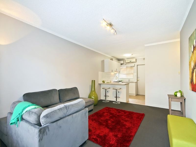 2/271 Henley Beach Road, Brooklyn Park SA 5032