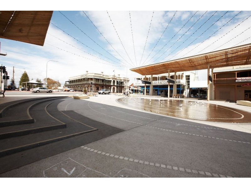 7/415 Seaview Road, Henley Beach SA 5022