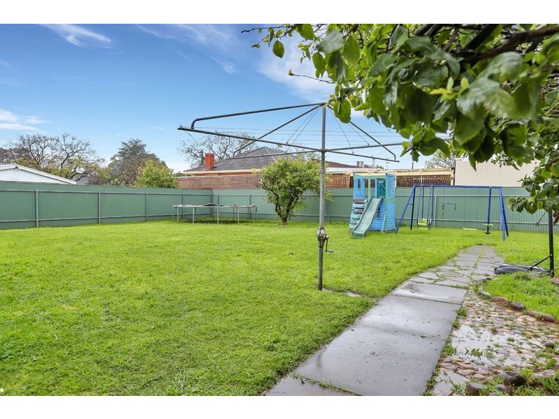 23 Mathias Avenue, Cumberland Park SA 5041