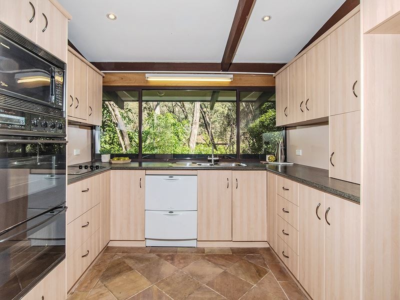 28 Ash Avenue, Belair SA 5052