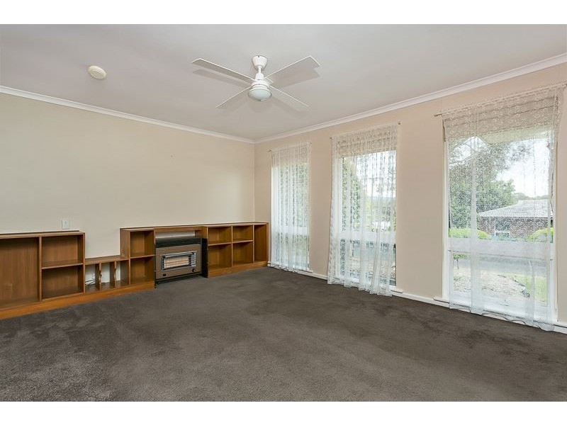 4 Kelly Avenue, O’halloran Hill SA 5158
