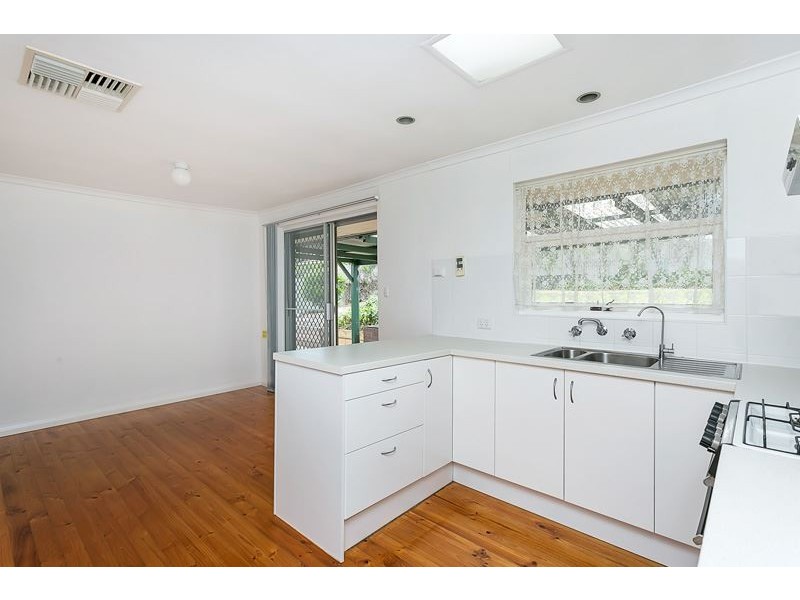 4 Kelly Avenue, O’halloran Hill SA 5158