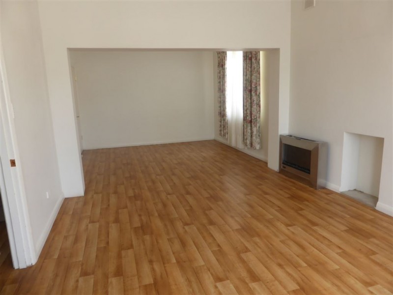 15 Alfreda Street, Athol Park SA 5012