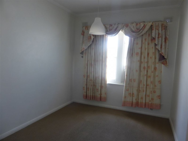 15 Alfreda Street, Athol Park SA 5012