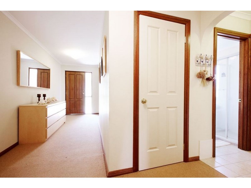 6 Victoria Parade, Darlington SA 5047