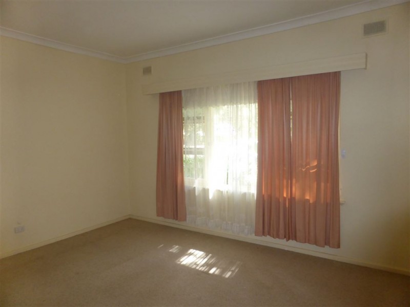 11 Burnell Drive, Belair SA 5052
