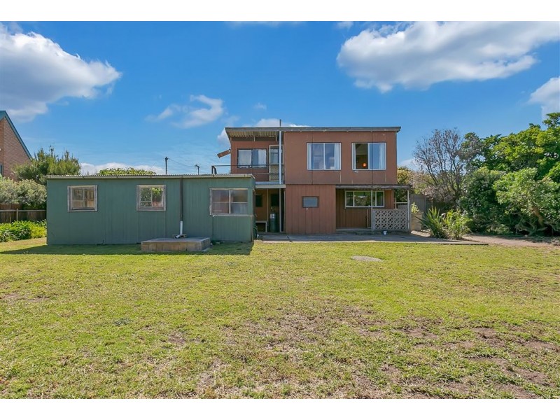 1 Charteris Street, Port Elliot SA 5212