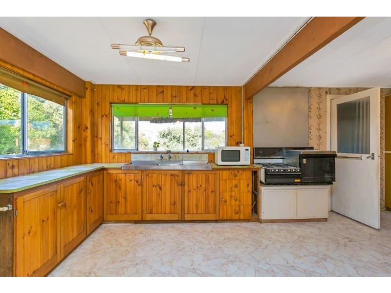 1 Charteris Street, Port Elliot SA 5212