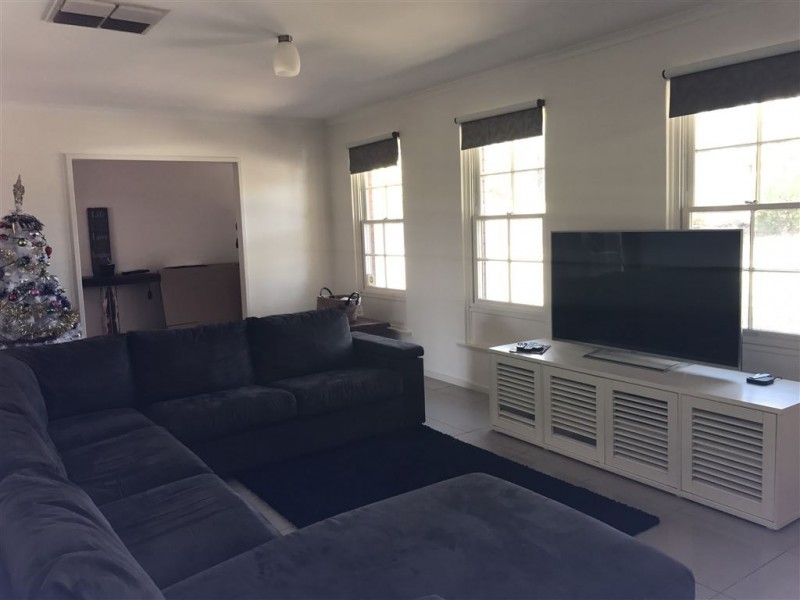 2 Medina Street, Aberfoyle Park SA 5159