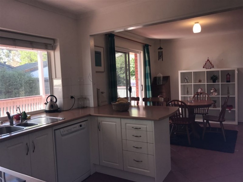 2 Medina Street, Aberfoyle Park SA 5159