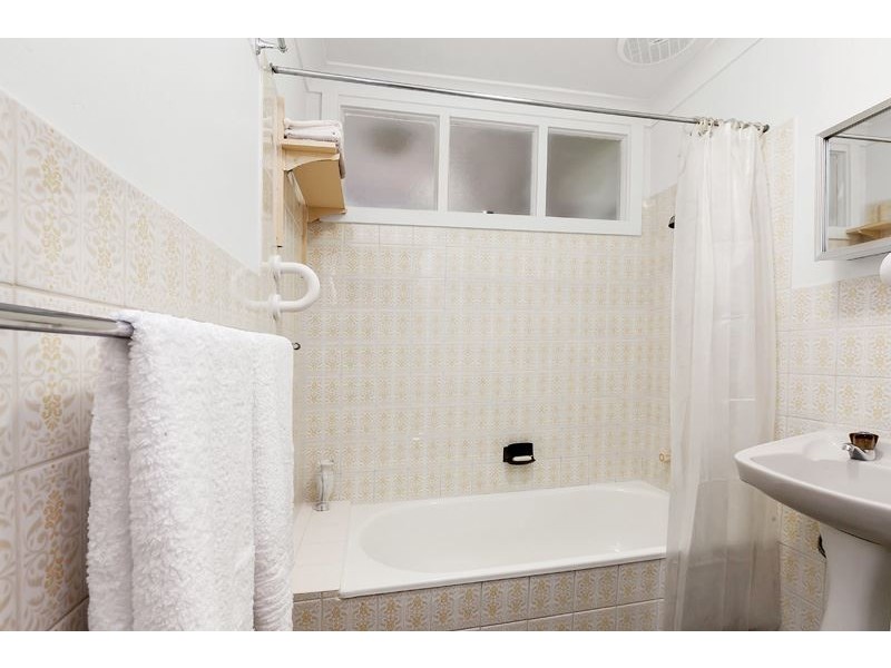 16 Sandy Lane, Hackham SA 5163