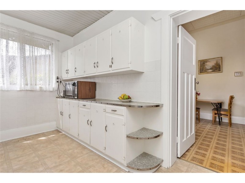 8 Meredyth Avenue, Millswood SA 5034