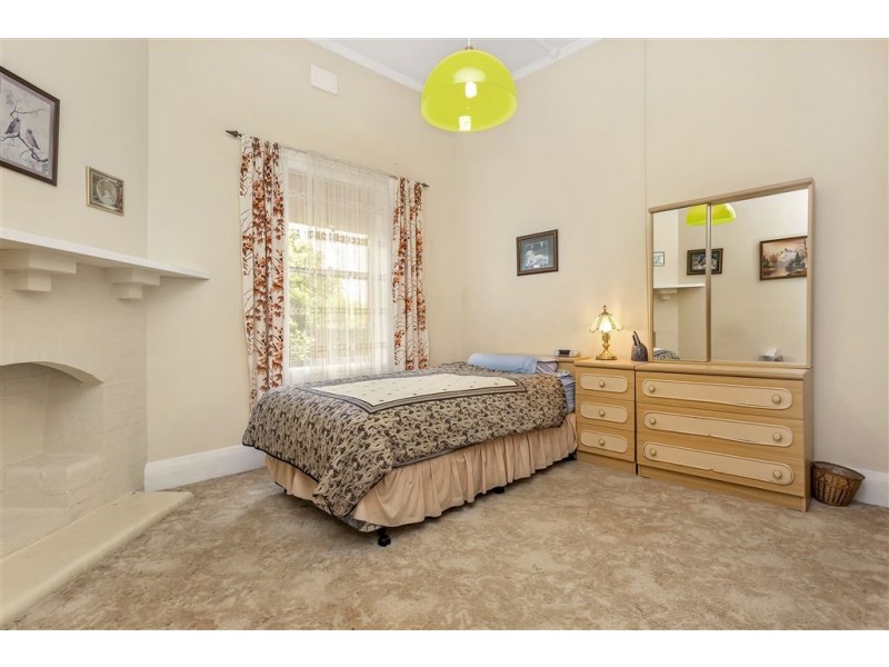 8 Meredyth Avenue, Millswood SA 5034