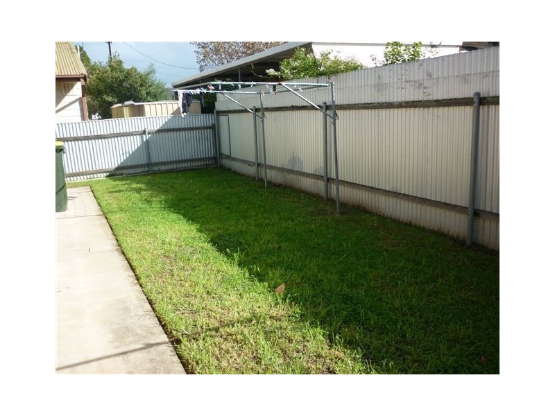 4/1 Newton Avenue, Clovelly Park SA 5042