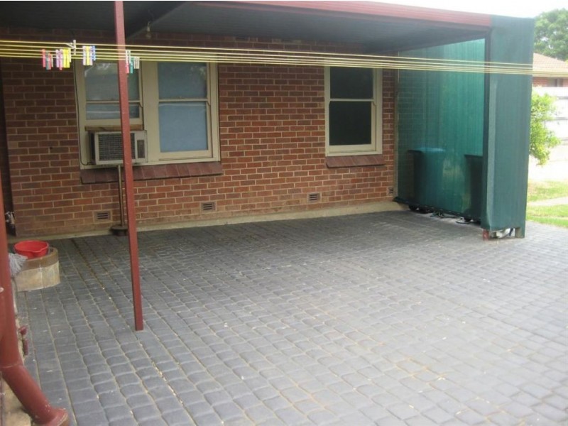 10 Busby Avenue, Black Forest SA 5035