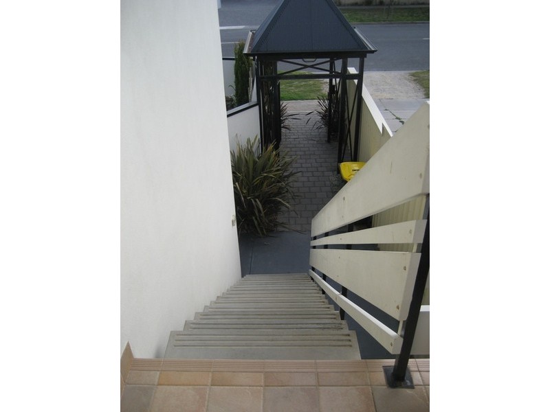 4/92 Seaview Road, West Beach SA 5024