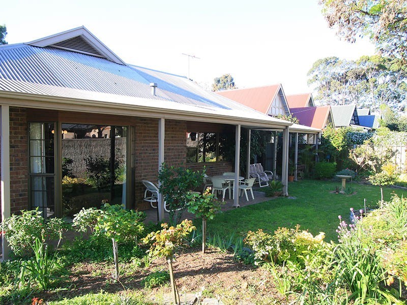 17 Belmont Street, Lower Mitcham SA 5062