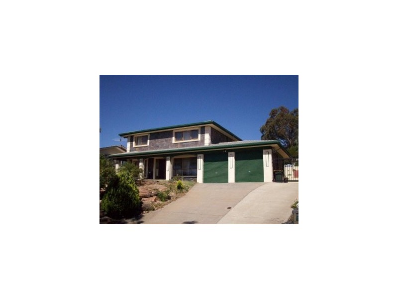 10 Mayflower Crescent, Hallett Cove SA 5158