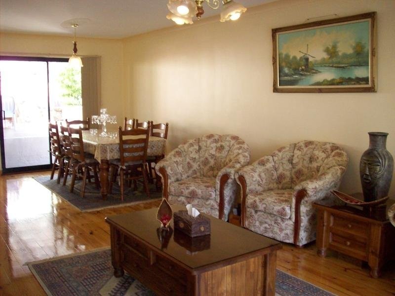 10 Mayflower Crescent, Hallett Cove SA 5158