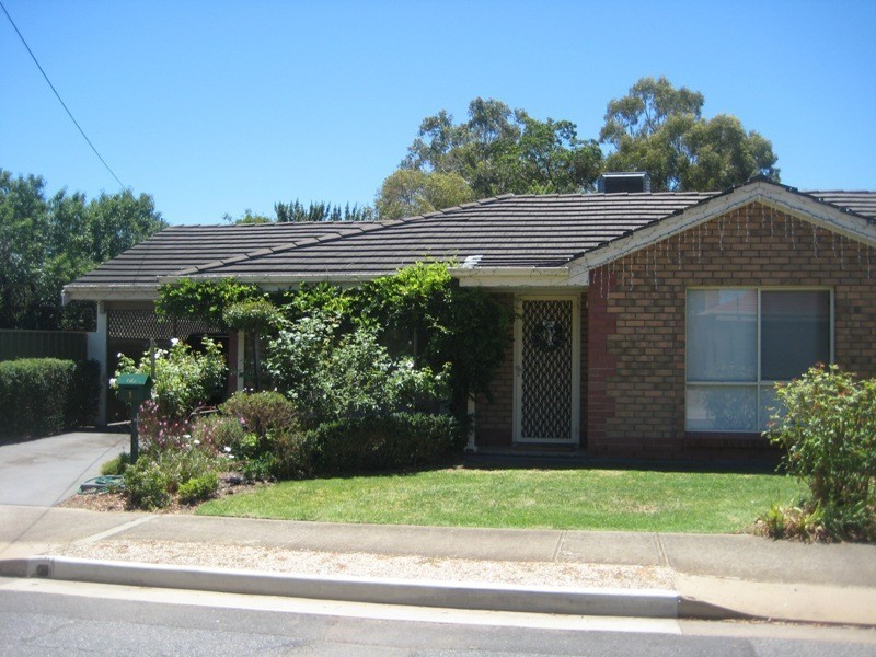 1/14C Almond Grove, Glandore SA 5037