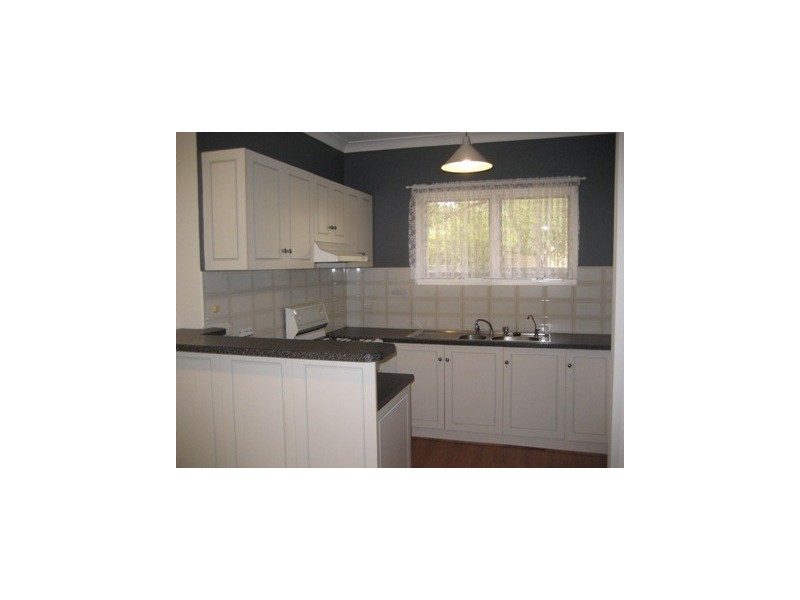 15 Kinross Avenue, Lower Mitcham SA 5062