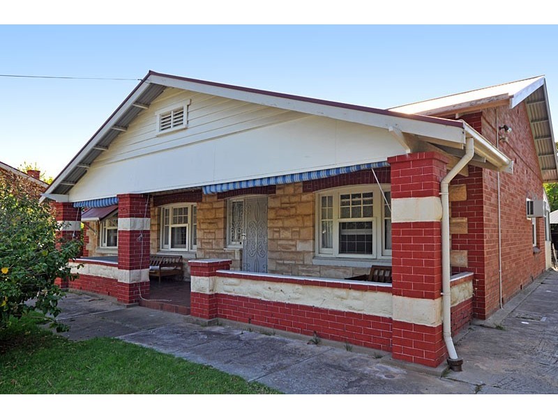 21 Gray St, Black Forest SA 5035