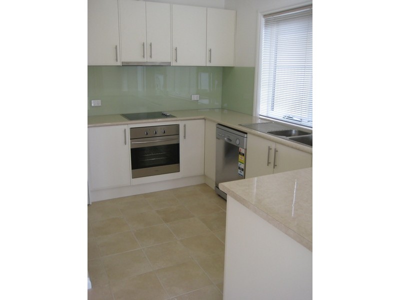 8 Dalkeith Avenue, Morphett Vale SA 5162