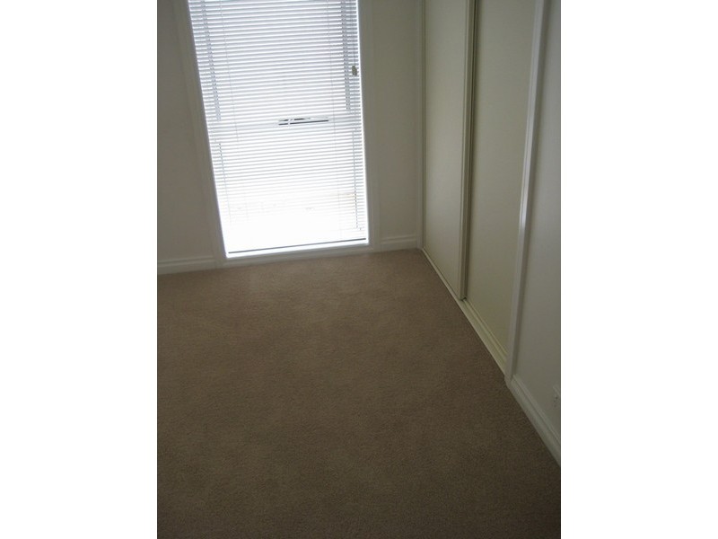 8 Dalkeith Avenue, Morphett Vale SA 5162