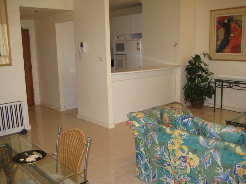 Apt 23/2 Jetty Road, The Grand, Glenelg SA 5045