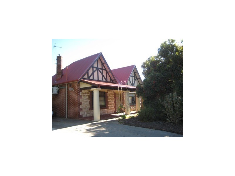 12 Thomas Street, Clarence Gardens SA 5039