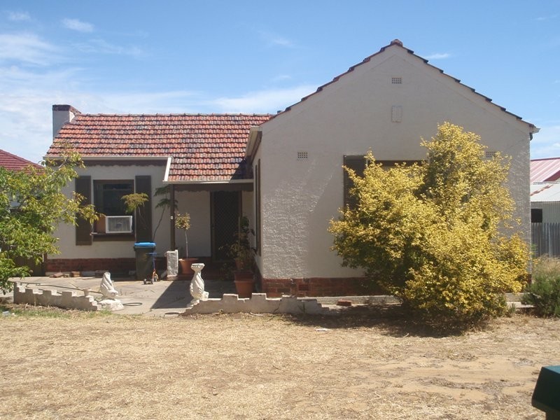 6 Day Ave, Daw Park SA 5041