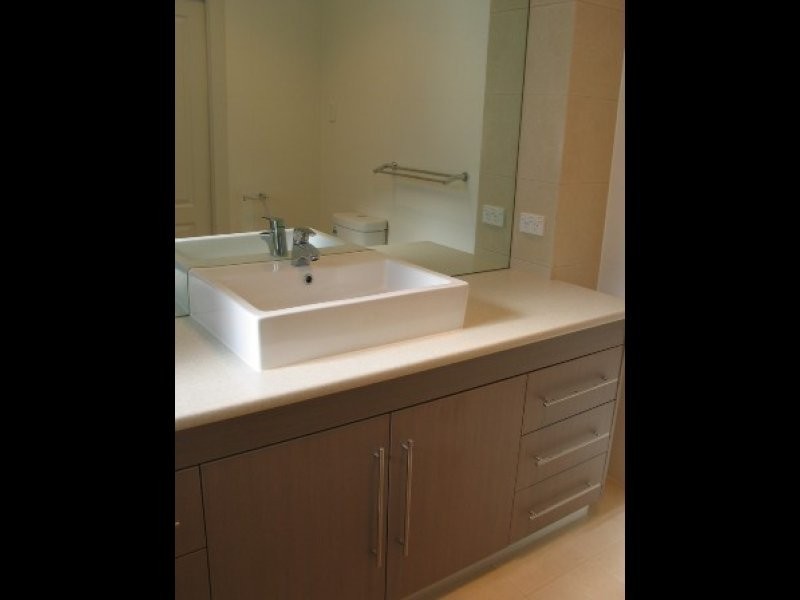 46 Macmillan Avenue, Mawson Lakes SA 5095