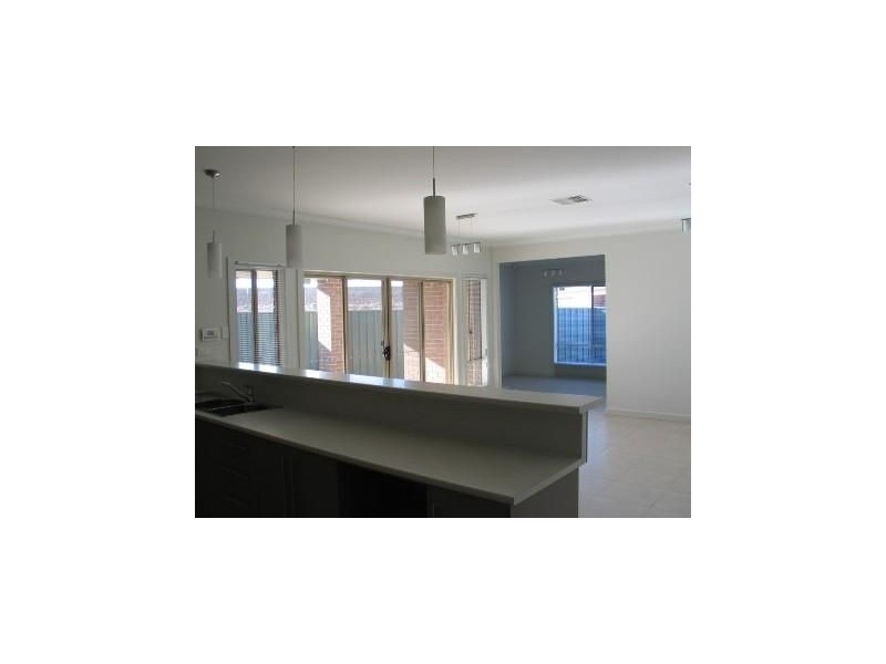 46 Macmillan Avenue, Mawson Lakes SA 5095