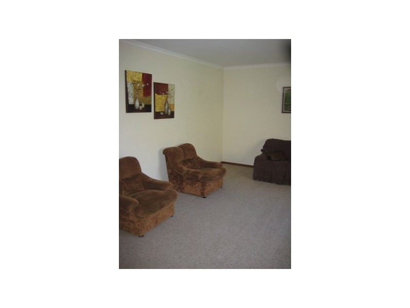 17 Hanley Court, Happy Valley SA 5159