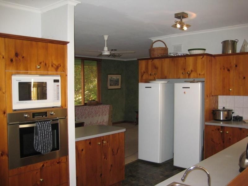 10 Seacombe Crescent, Seacombe Heights SA 5047