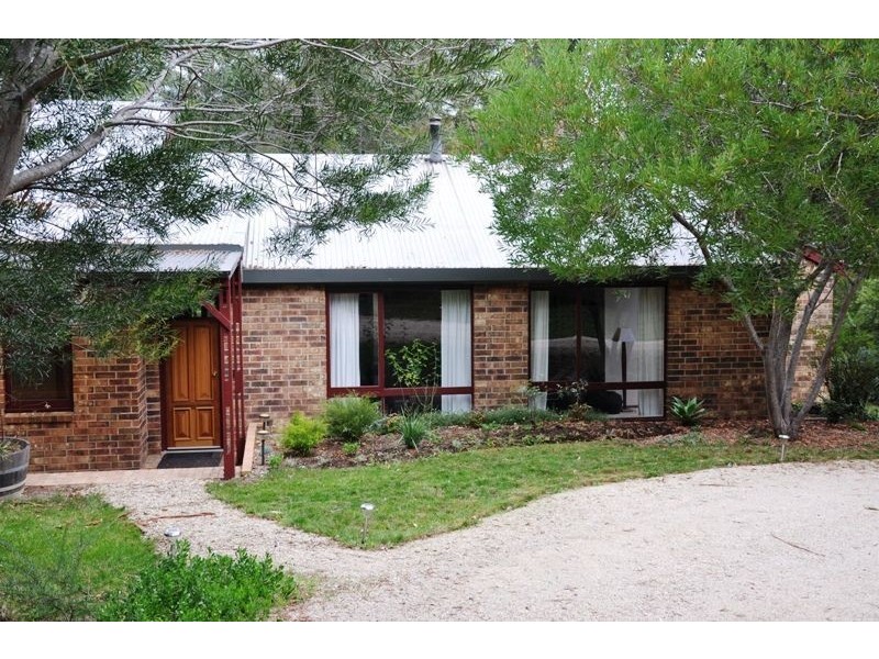 17 Fox Hill Rd, Mount George SA 5155