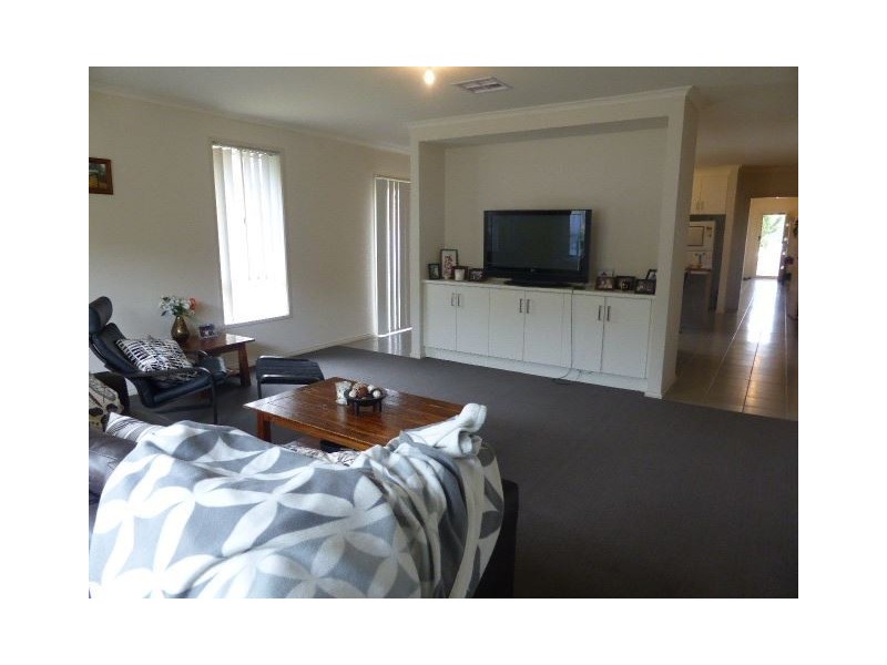 21 Melville St, Mount Barker SA 5251