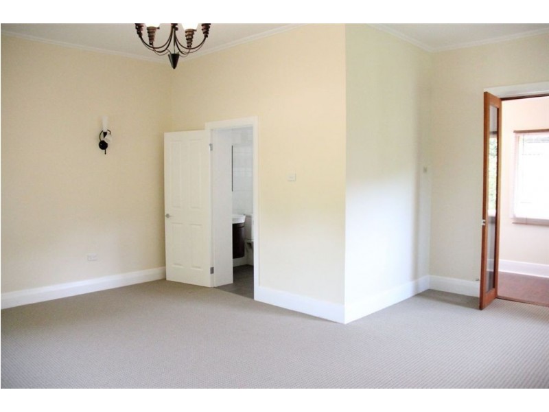 5 Gould Road, Stirling SA 5152