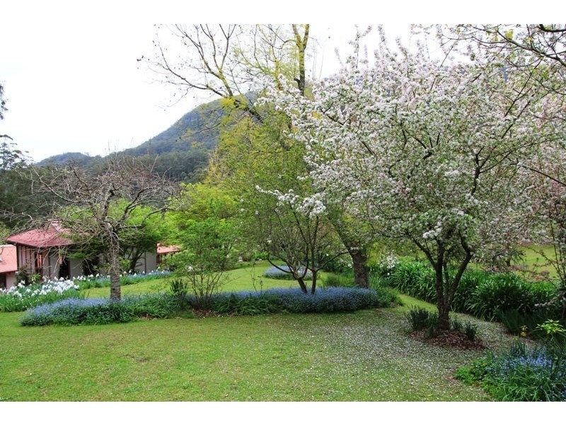 105 Green Valley Rd, Kangaroo Valley NSW 2577