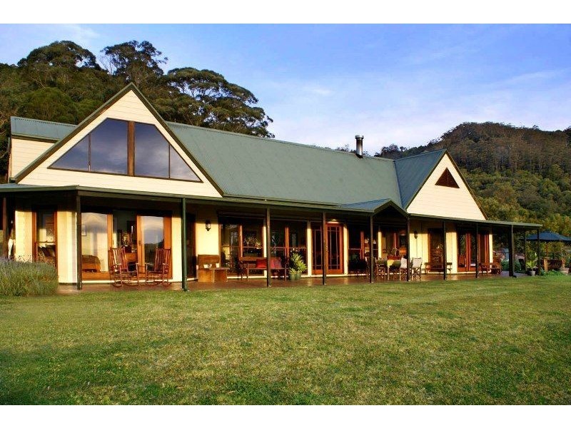 741 Wattamolla Road, Kangaroo Valley NSW 2577