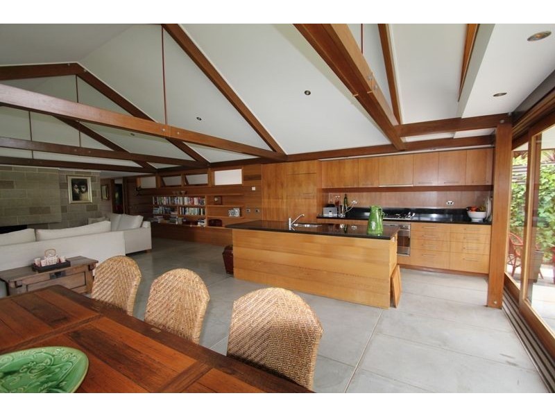 225 Jarretts Lane, Kangaroo Valley NSW 2577