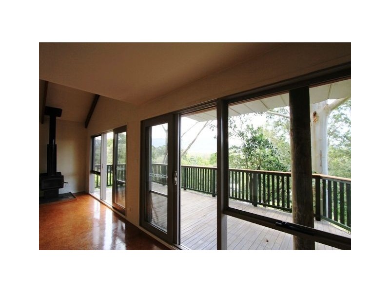 102 Moss Vale Road, Kangaroo Valley NSW 2577