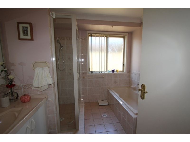 12 Golden Hill Ave, Shoalhaven Heads NSW 2535