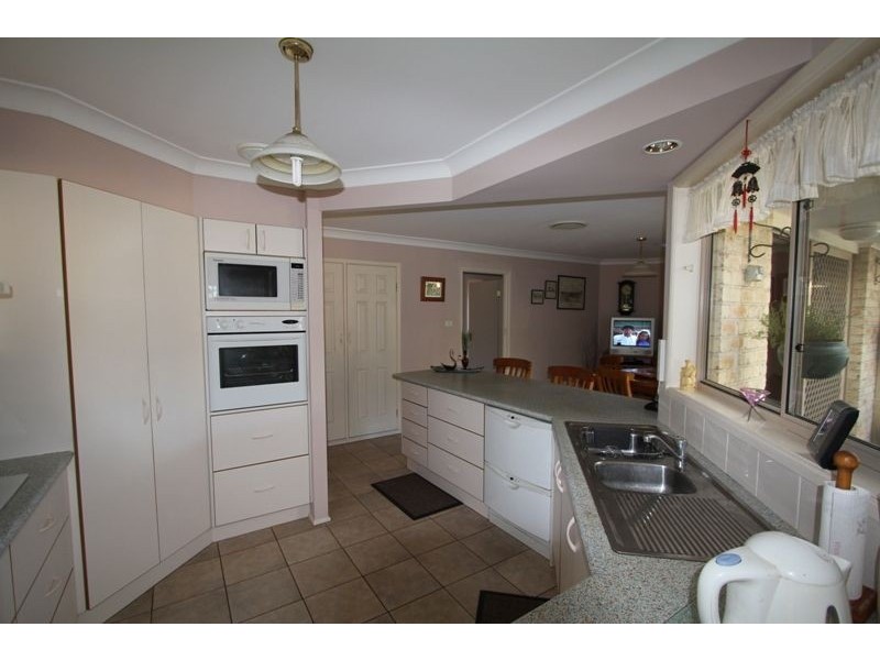 12 Golden Hill Ave, Shoalhaven Heads NSW 2535