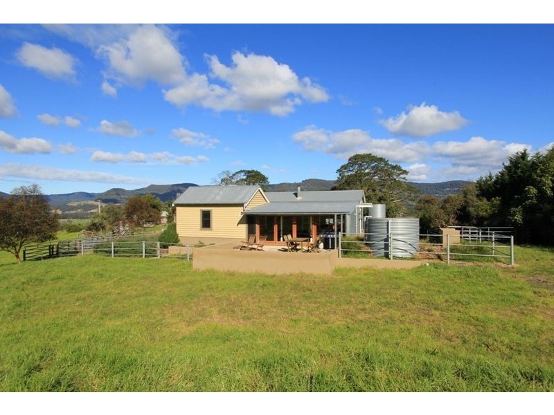30 Cavan Rd, Kangaroo Valley NSW 2577