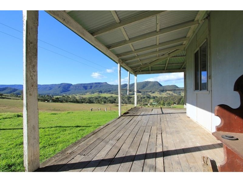 30 Cavan Rd, Kangaroo Valley NSW 2577