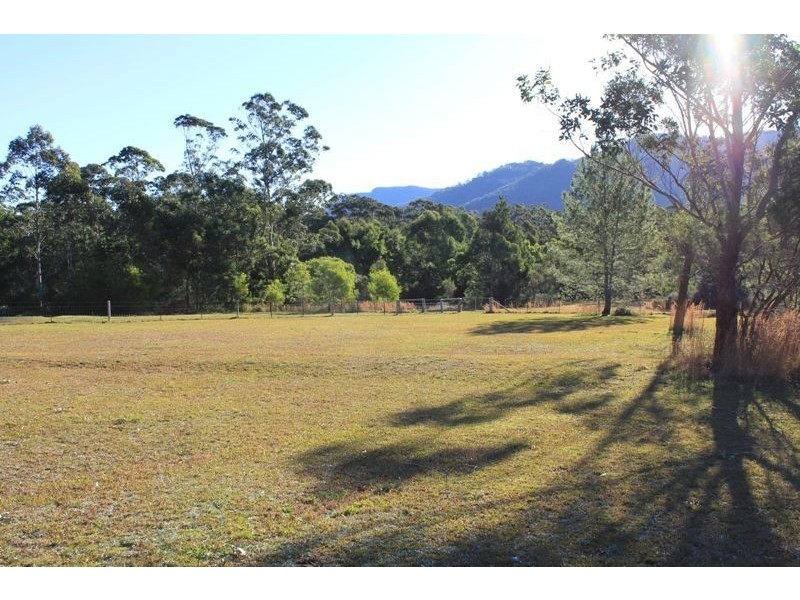 100c Mt Scanzi Road, Kangaroo Valley NSW 2577
