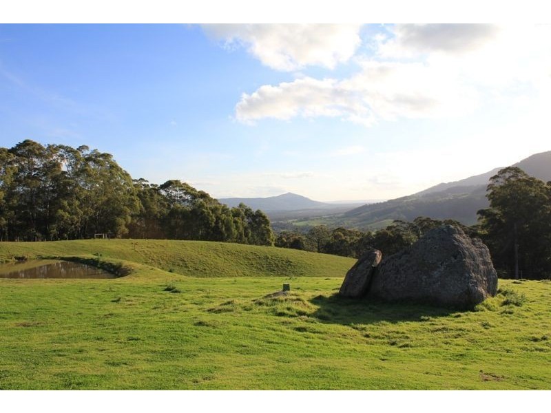 2 Smarts Rd, Kangaroo Valley NSW 2577